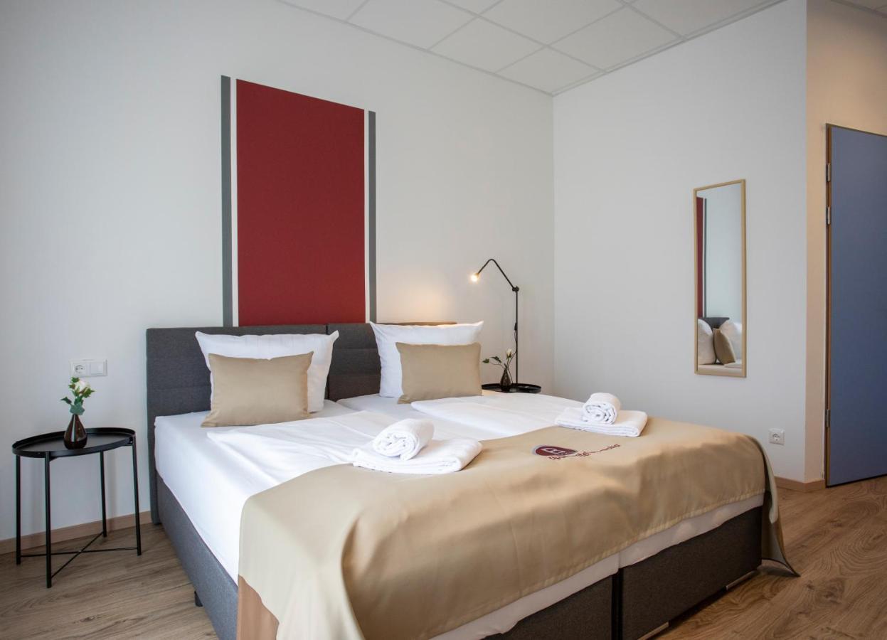 בוגן B Home Apart Hotel By Alpha מראה חיצוני תמונה